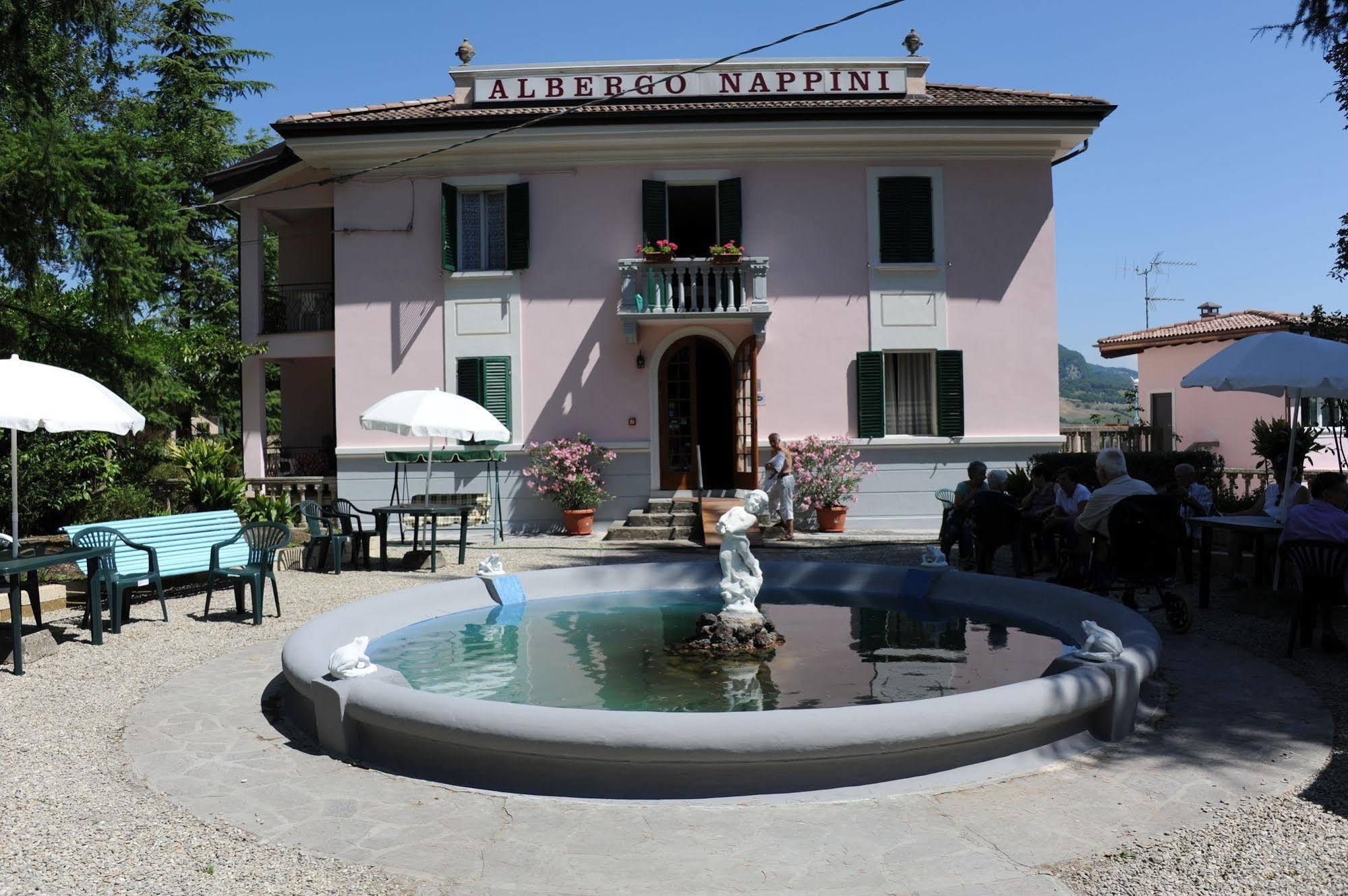 Albergo Nappini Lizzano In Belvedere Exteriér fotografie